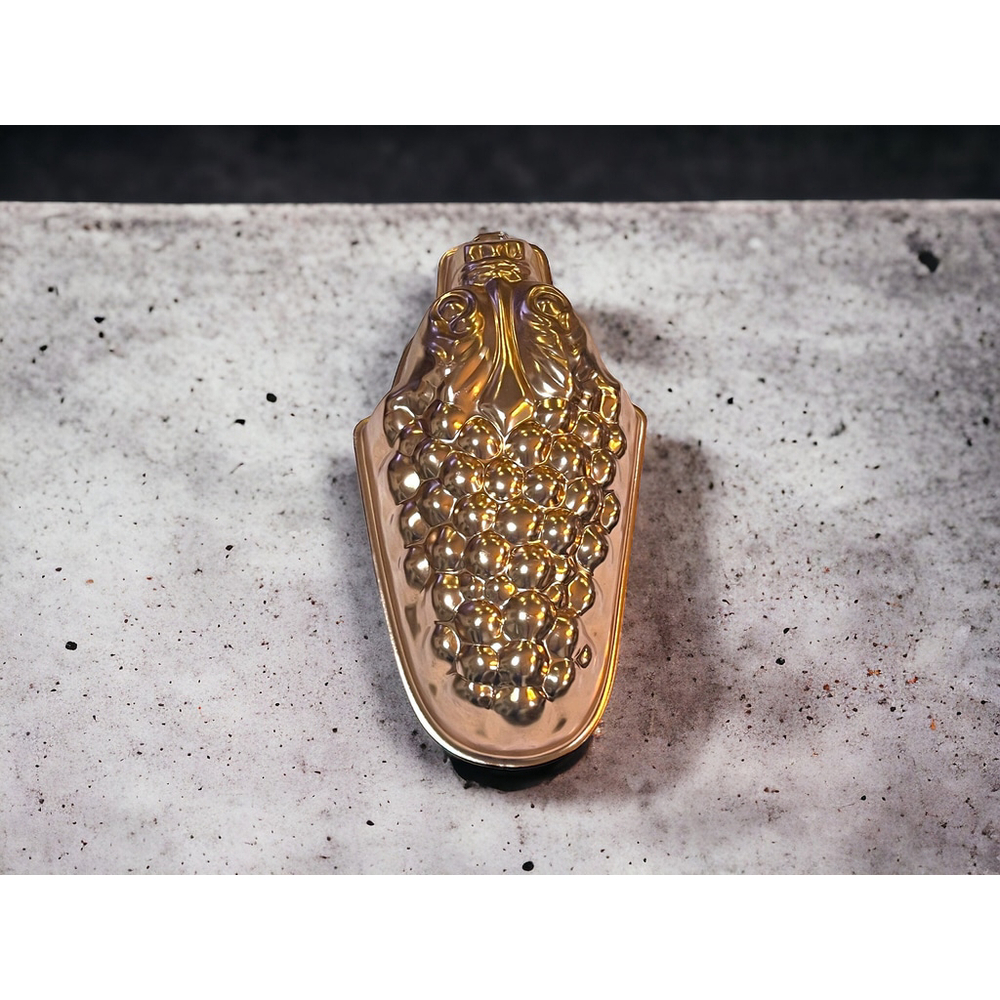 70s Grapes Metal Jello Mold Vintage Copper Colored Grapes Vintage Farmhouse - Picture 7 of 10